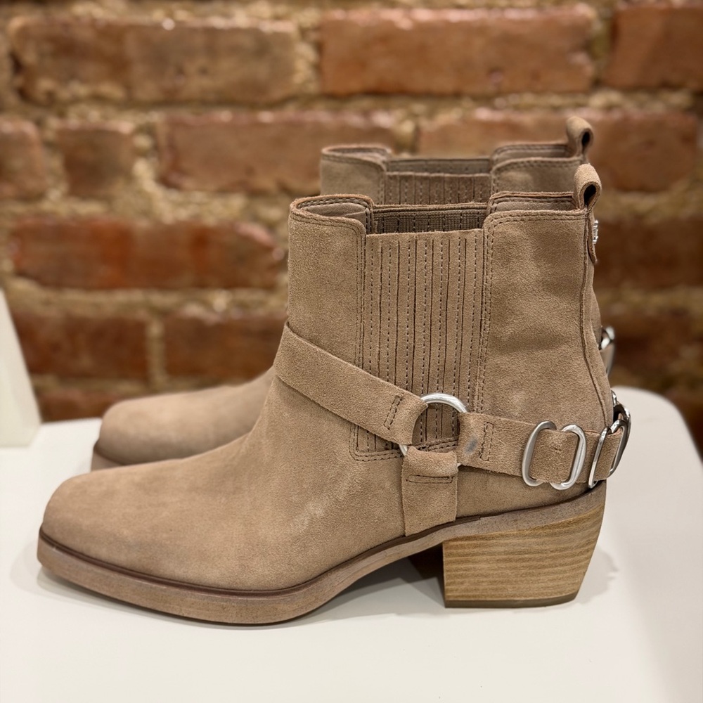 Sam Edelman Bellamie Western Suede Ankle Booties - Taupe